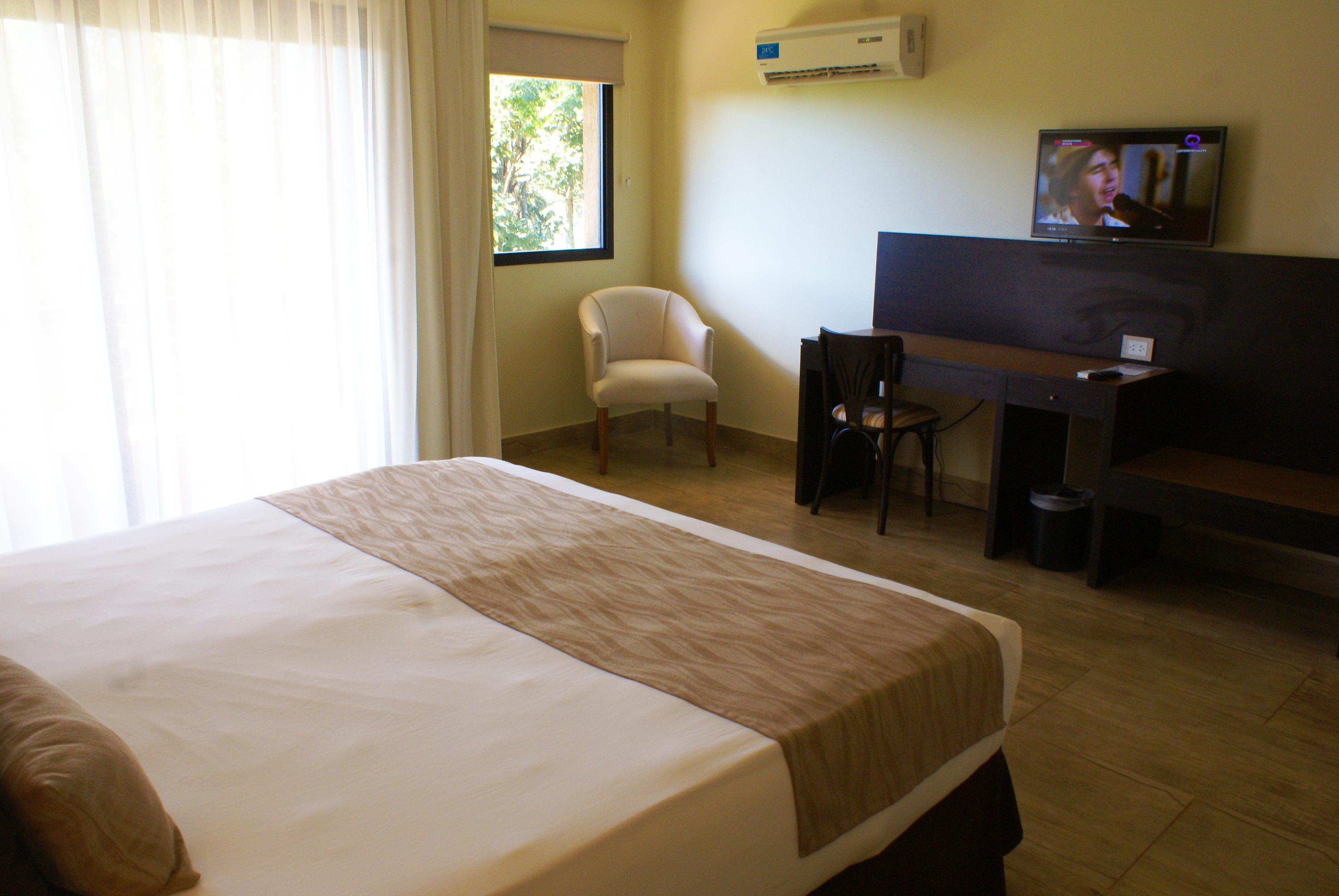 Pirayu Hotel & Resort Puerto Iguazu Exterior photo
